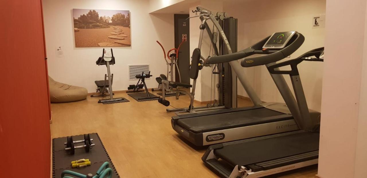 Hotel Escalade Poiana Brasov Buitenkant foto