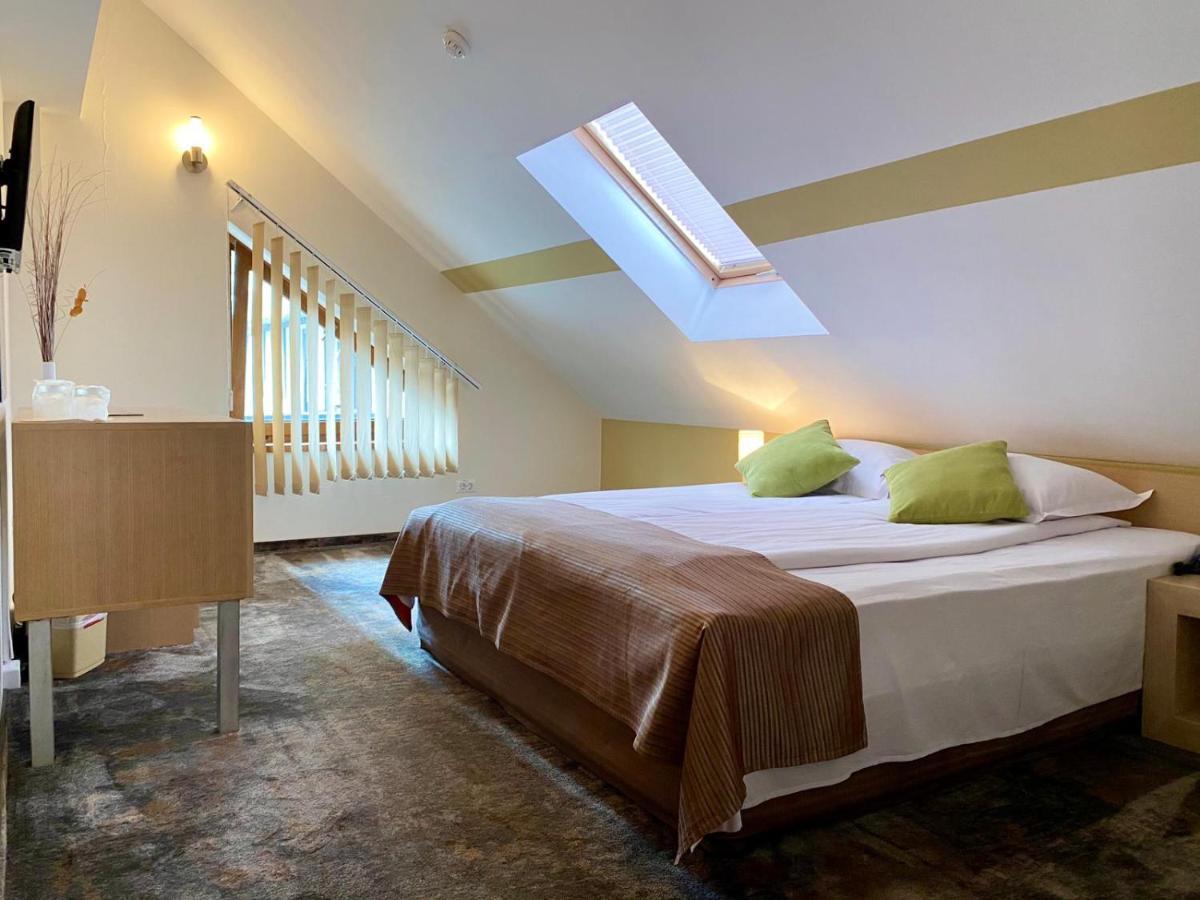 Hotel Escalade Poiana Brasov Buitenkant foto