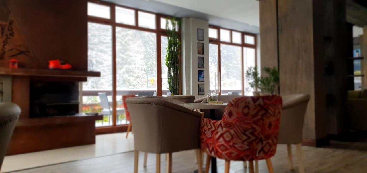 Hotel Escalade Poiana Brasov Buitenkant foto
