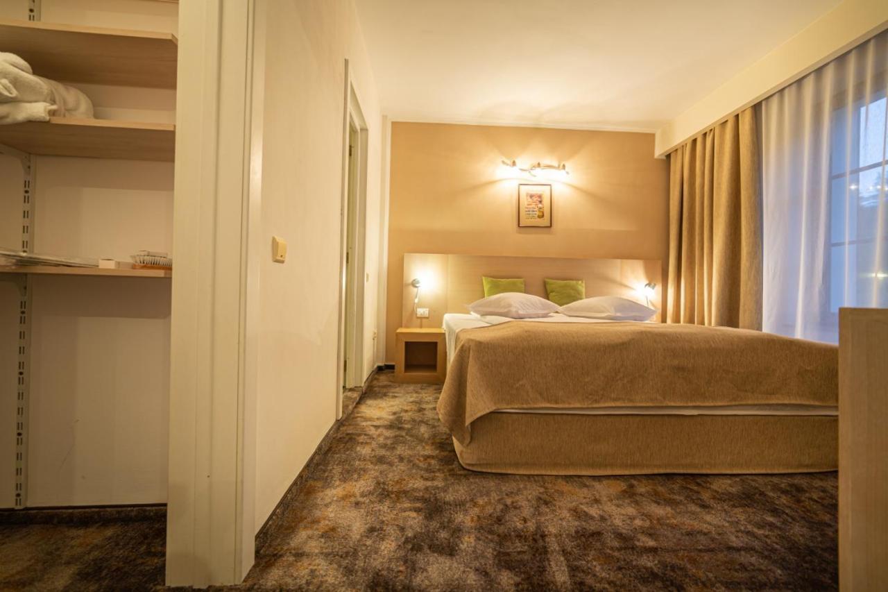 Hotel Escalade Poiana Brasov Buitenkant foto